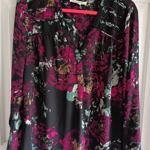 Boden Floral V-Neck Long-Sleeve Blouse in Black and Magenta